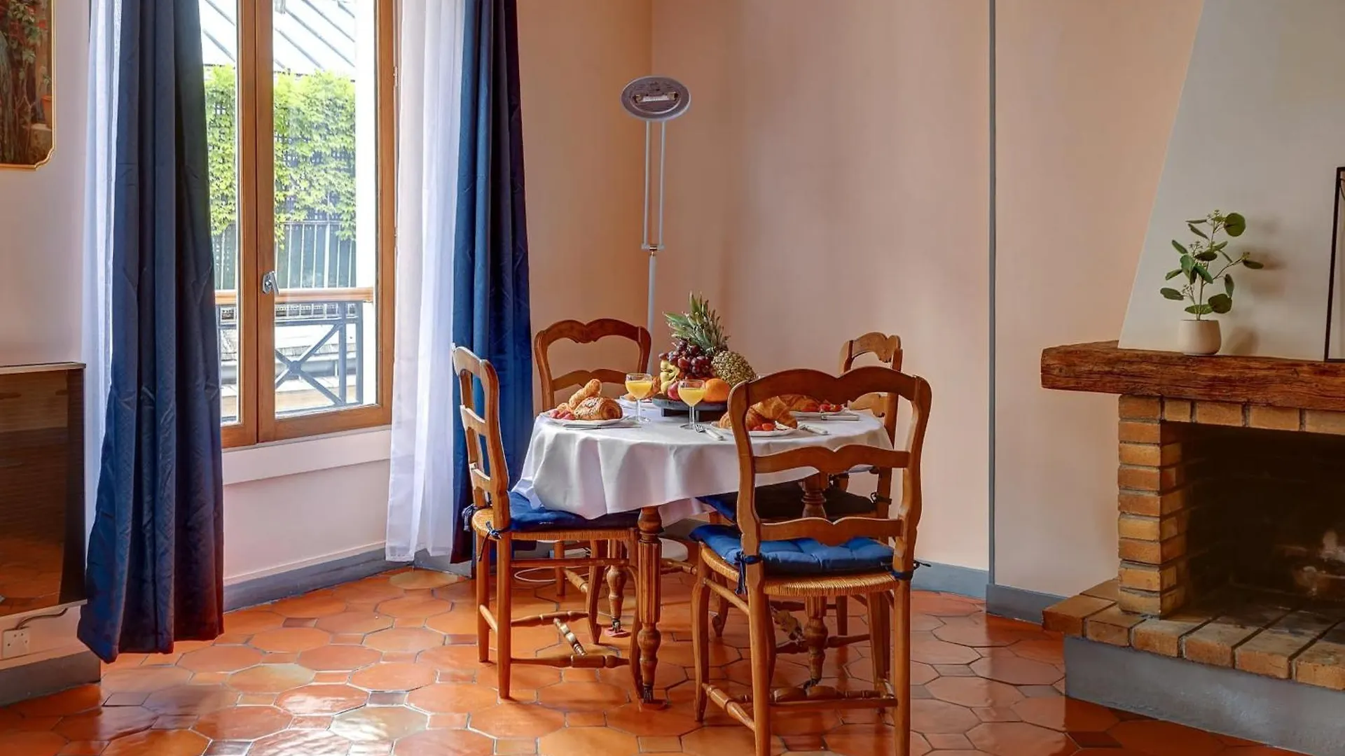 The Heart Of Le Marais - 1br - Cityapartmentstay *